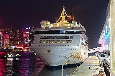 《彩六：围攻》交易市场测试上线 稀有皮肤价格破百